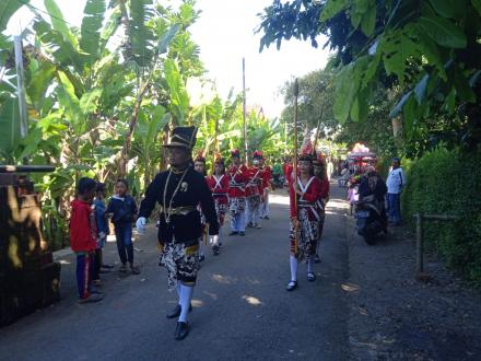 Diawali Kirab Budaya, Upacara Merti Dusun Padukuhan Banjarwaru Berjalan Meriah