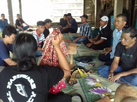 Di Gilangharjo, DKUKMPP Kabupaten Bantul Adakan Pelatihan Pembuatan Pakaian Wayang Orang