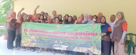 Pelatihan Kelompok Wanita Tani Nusa Indah Bongsren